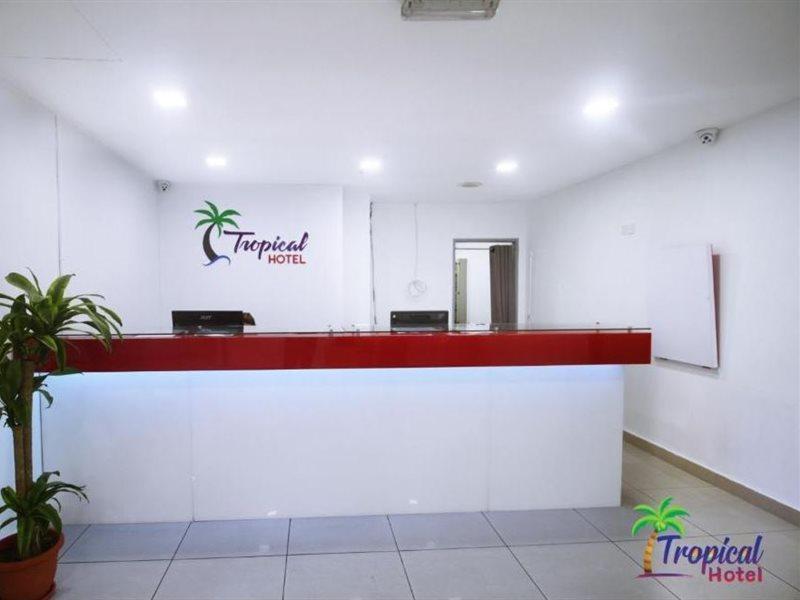 Tropical Hotel Kota Damansara Luaran gambar