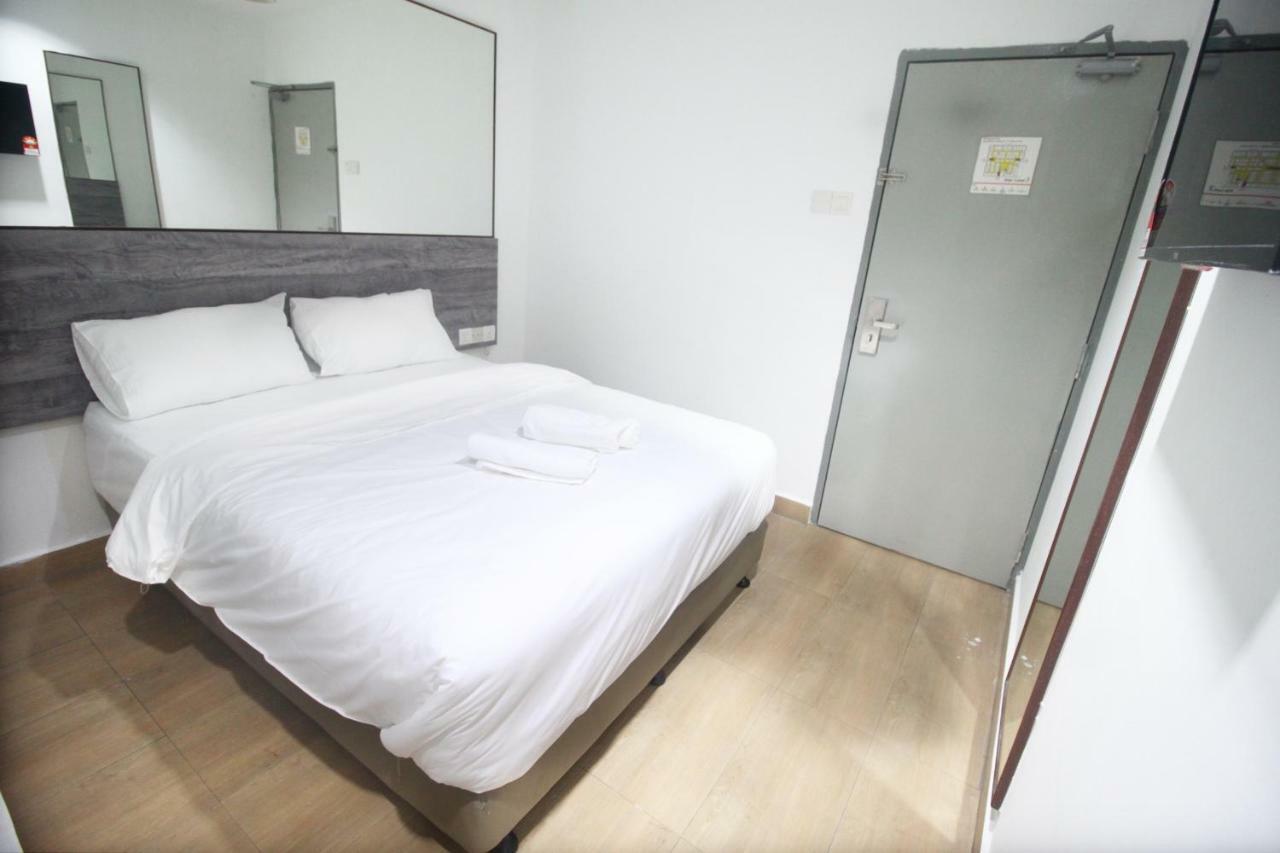 Tropical Hotel Kota Damansara Luaran gambar