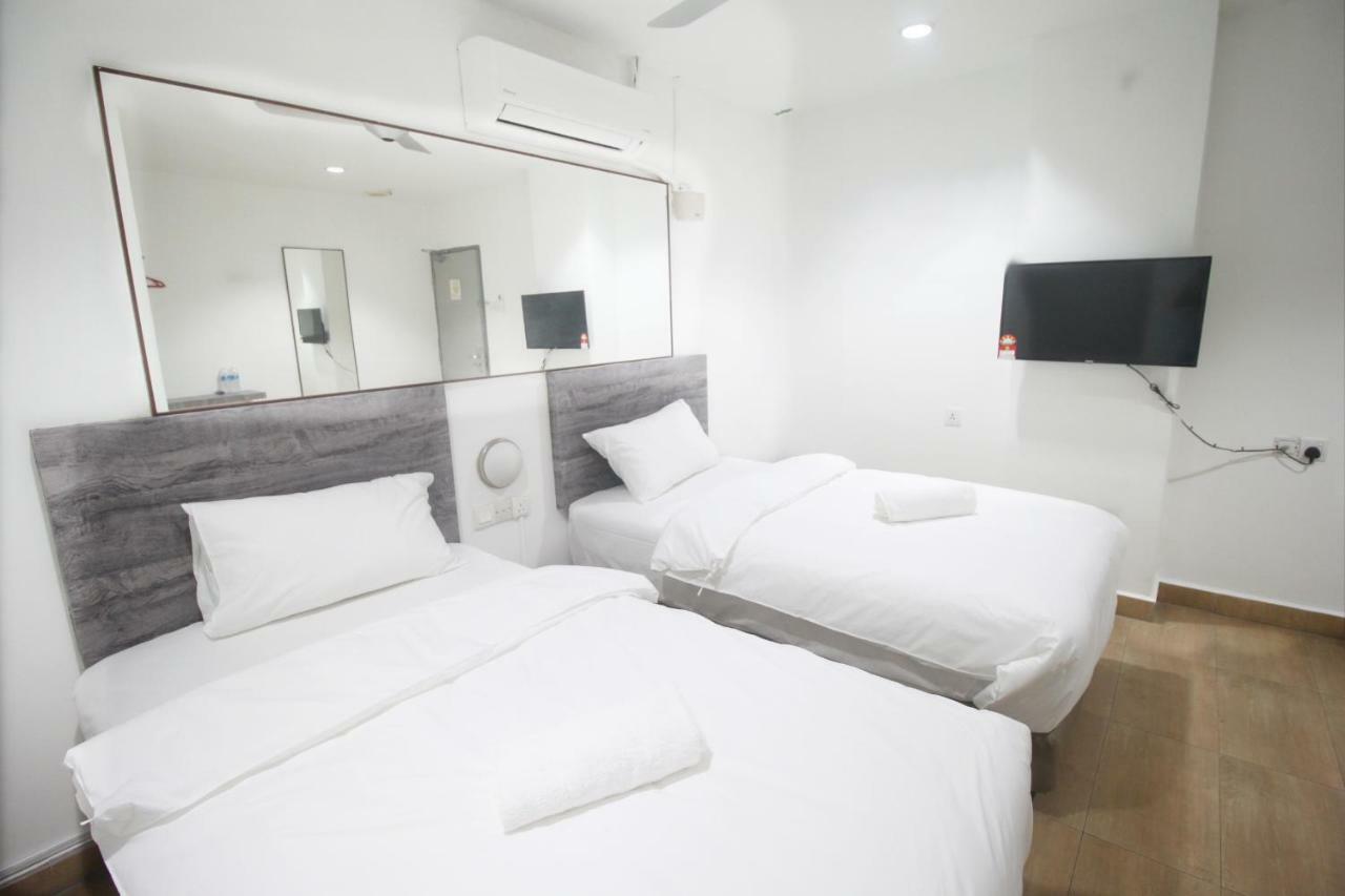 Tropical Hotel Kota Damansara Luaran gambar